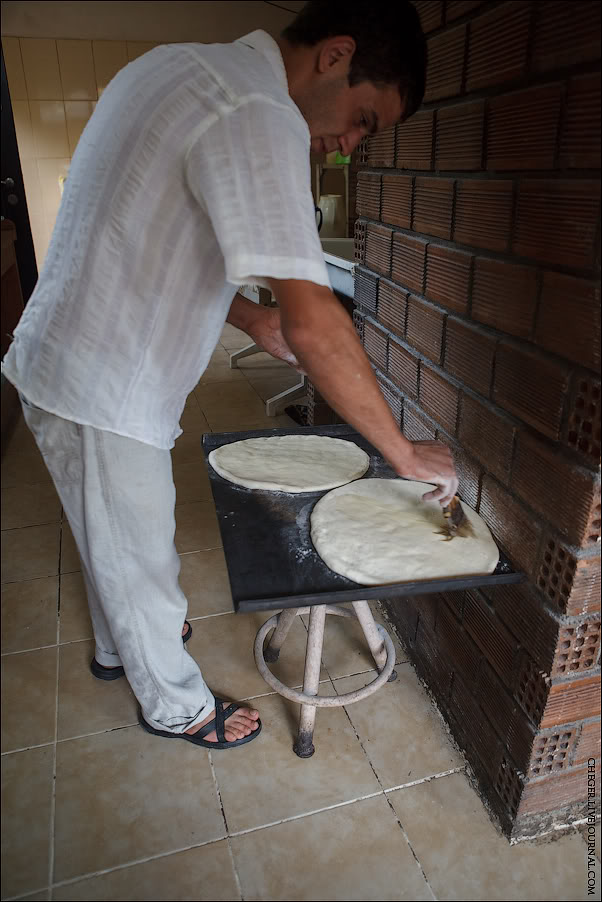 How legendary khachapuri is made in Abkhazia geotv.ge